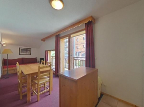 Confortable 3 pièces pour 6 avec parking, balcon et Wi-Fi gratuit - FR-1-636-46